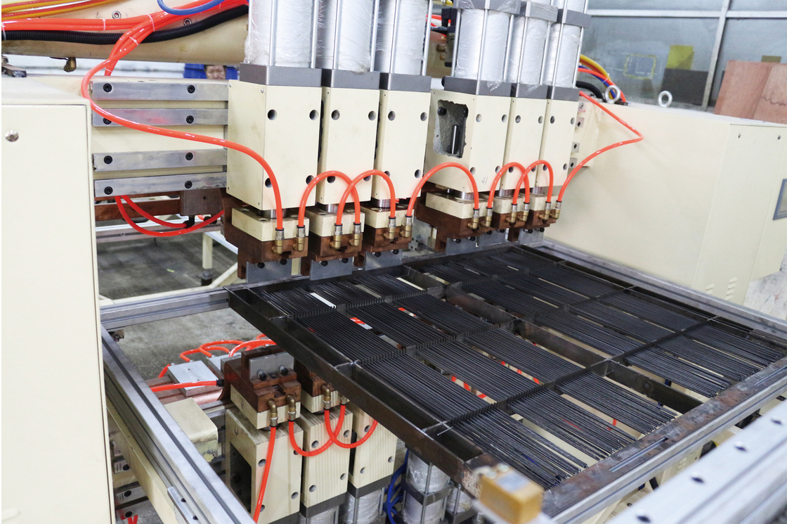 रेफ्रिजरेटर कंडेनसर वायर ट्यूबों के लिए एमएफ डीसी ट्रांसफार्मर वेल्डिंग बेंडिंग मशीन